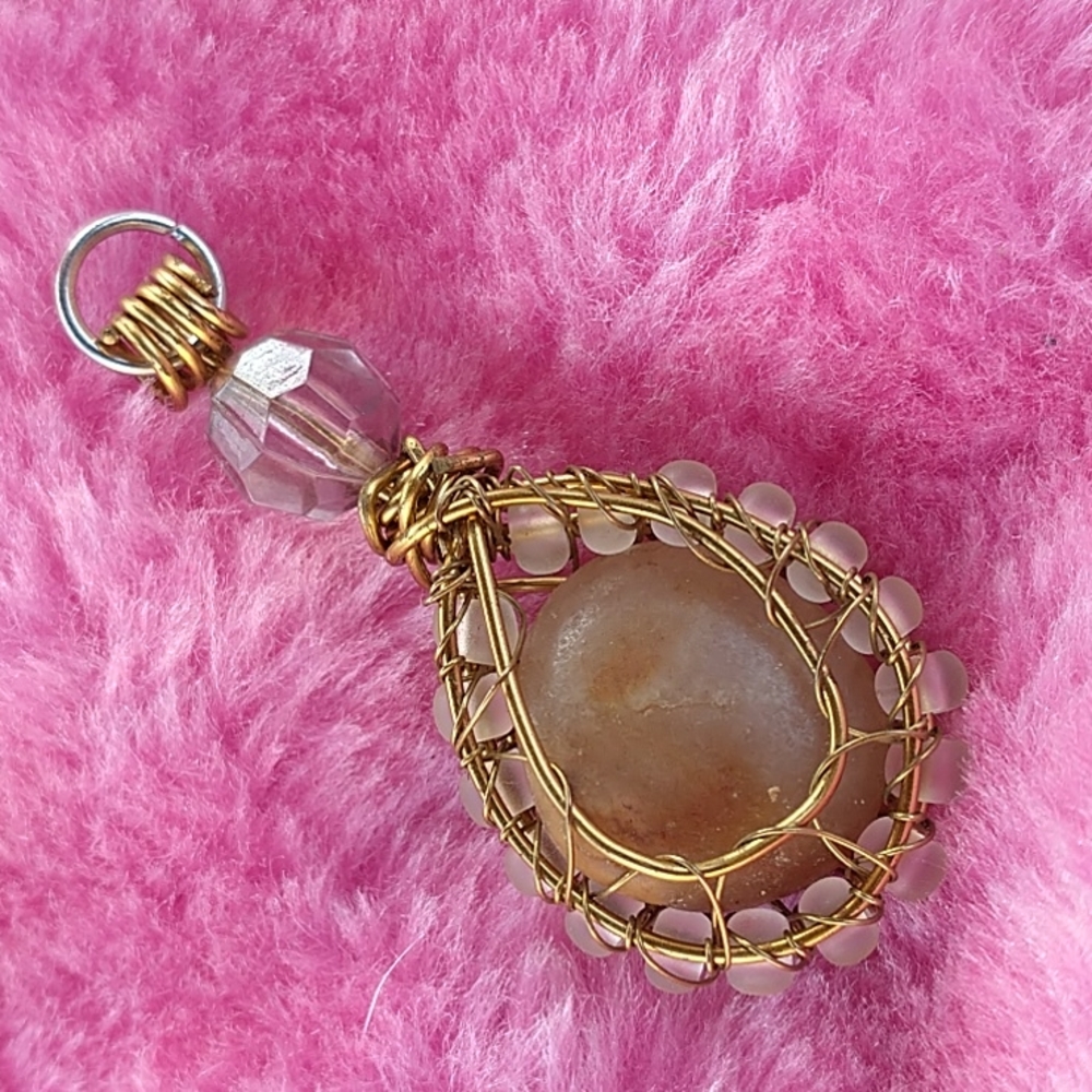 NWT Handcrafted 🌒 Moonstone Pendant - Picture 2 of 5